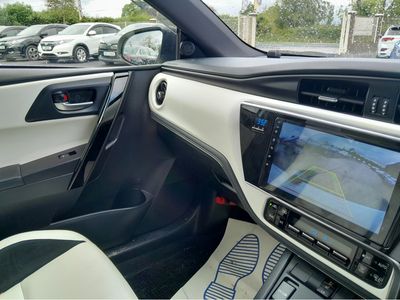 2016 Toyota Auris
