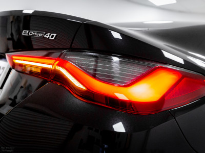 2025 BMW i4