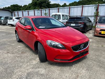 2015 Volvo V40