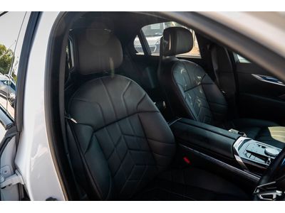 2025 BMW i7