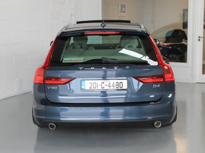 2020 Volvo V90
