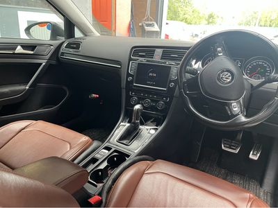 2017 Volkswagen Golf