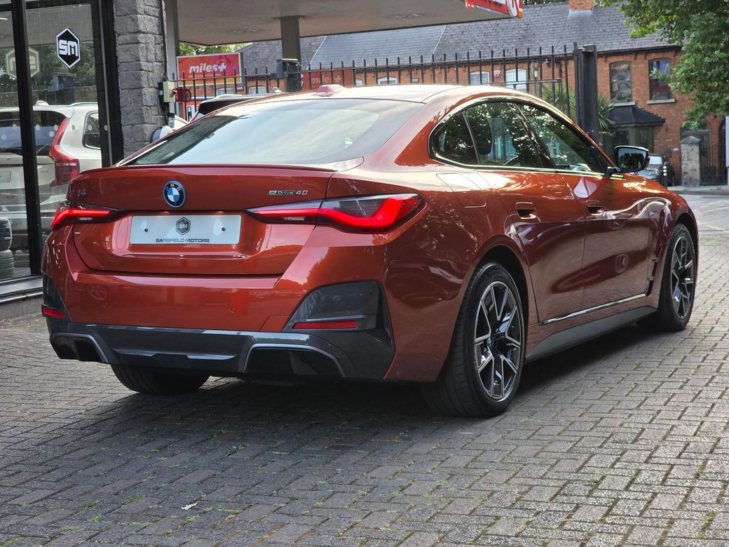 2022 BMW i4