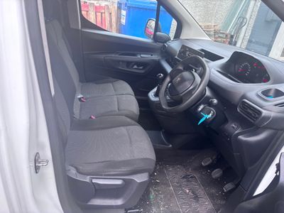 2021 Peugeot Partner