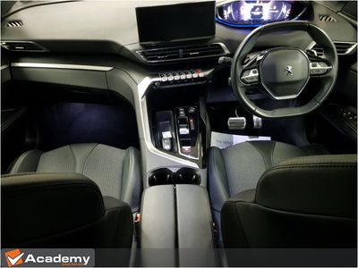 2024 Peugeot 5008