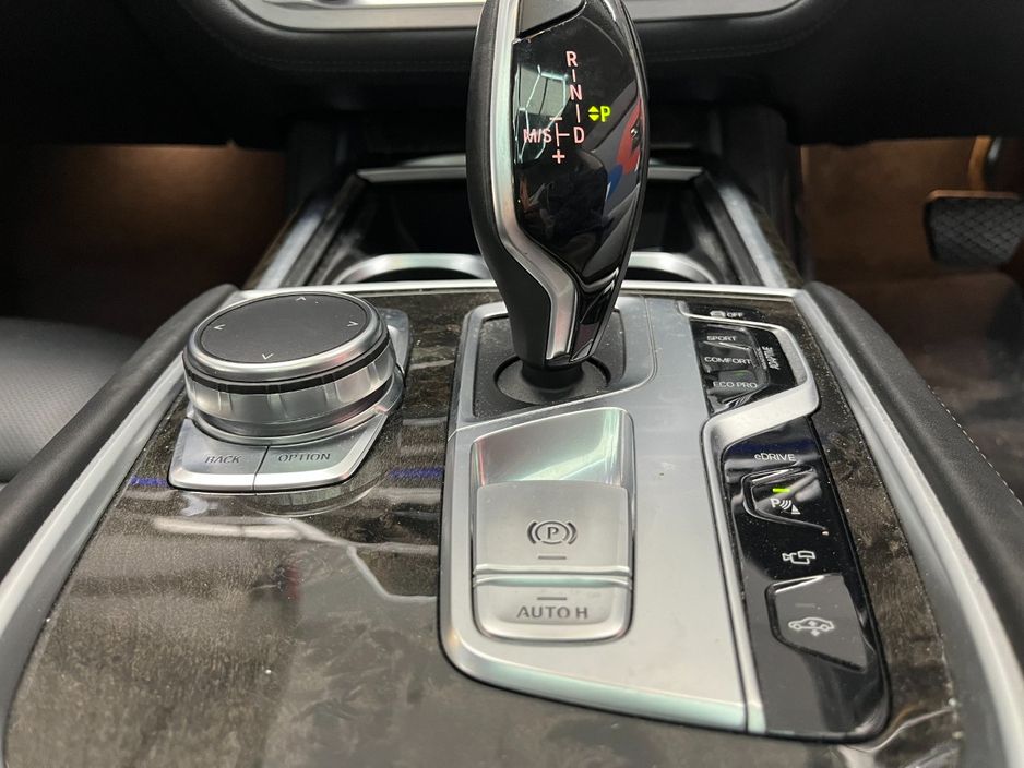 2017 BMW 7 Series