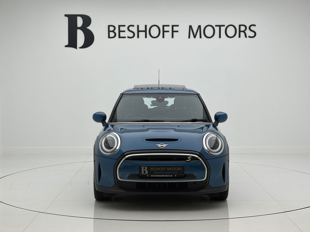 2024 Mini Hatch