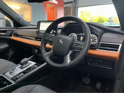 2024 Mitsubishi Outlander