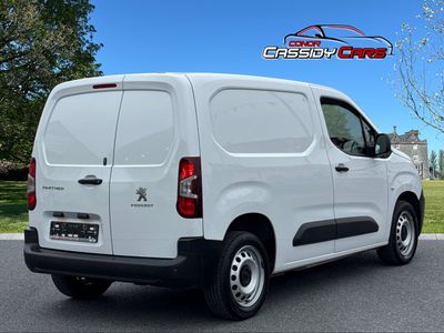 2023 Peugeot Partner
