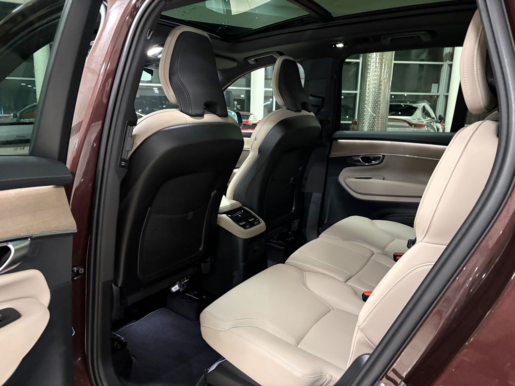 2025 Volvo XC90