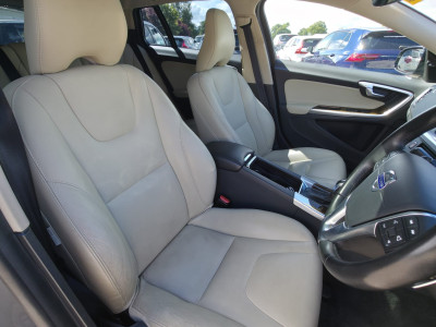 2018 Volvo V60 Cross Country
