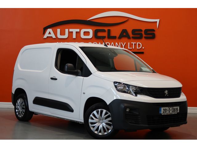 vehicle for sale from Autoclass Motor Company