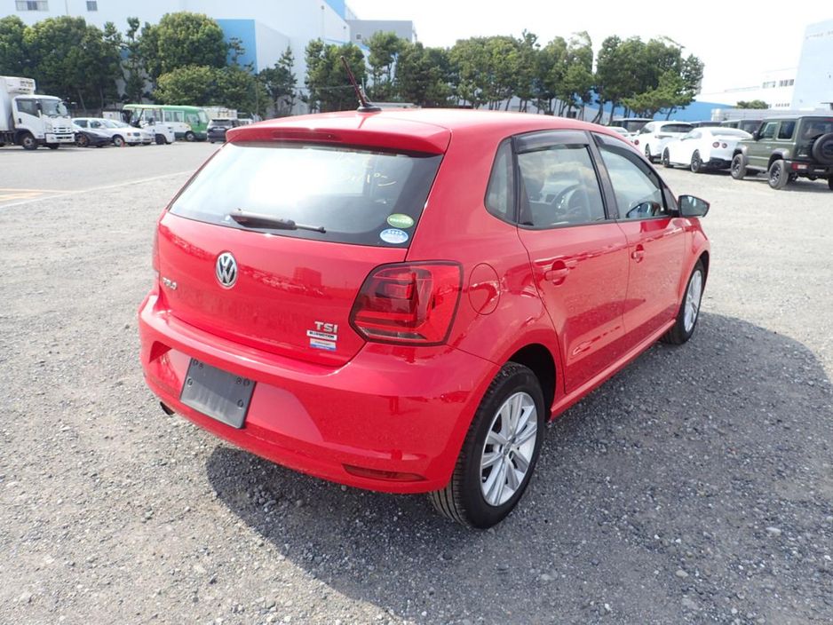 2017 Volkswagen Polo