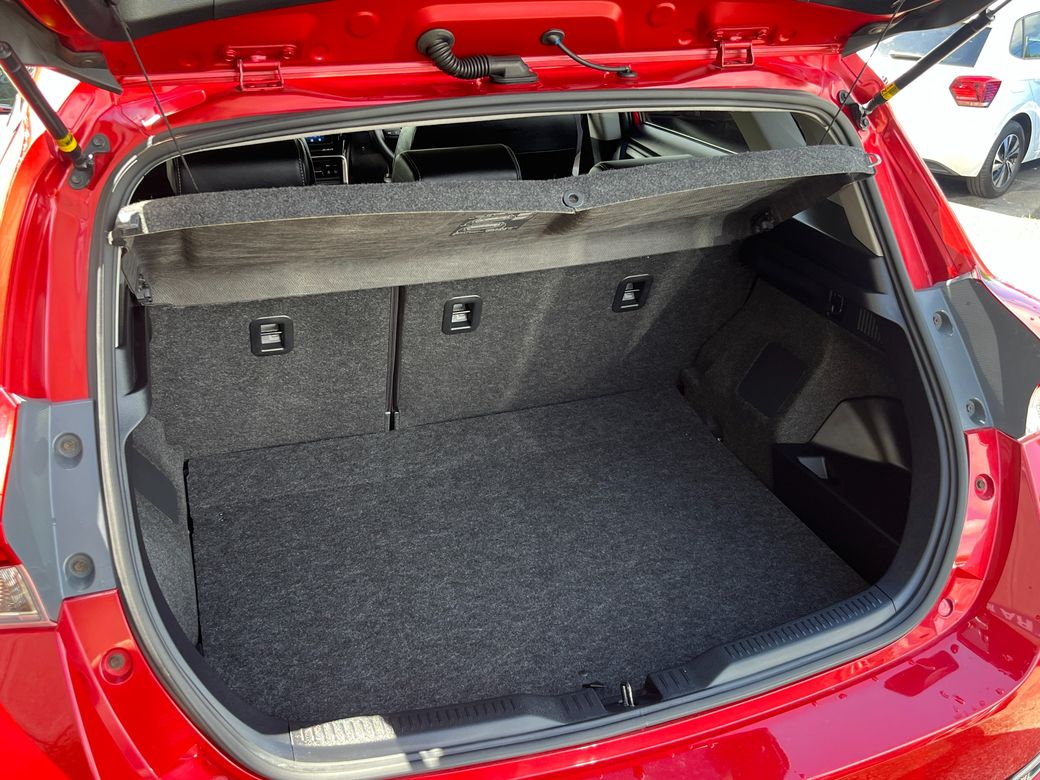 2016 Toyota Auris