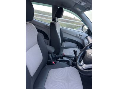 2013 Mitsubishi L200