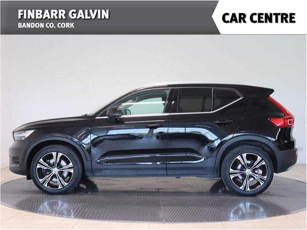 2022 Volvo XC40