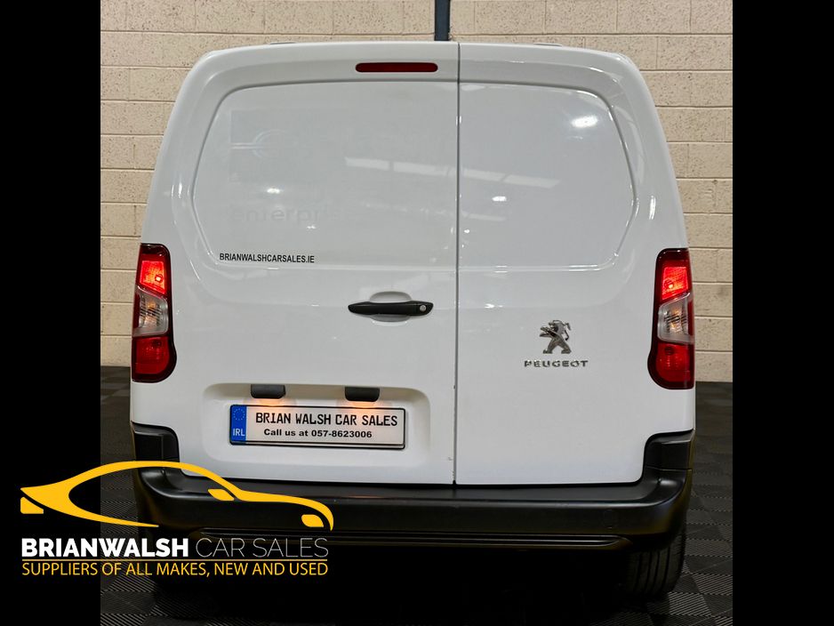 2023 Peugeot Partner