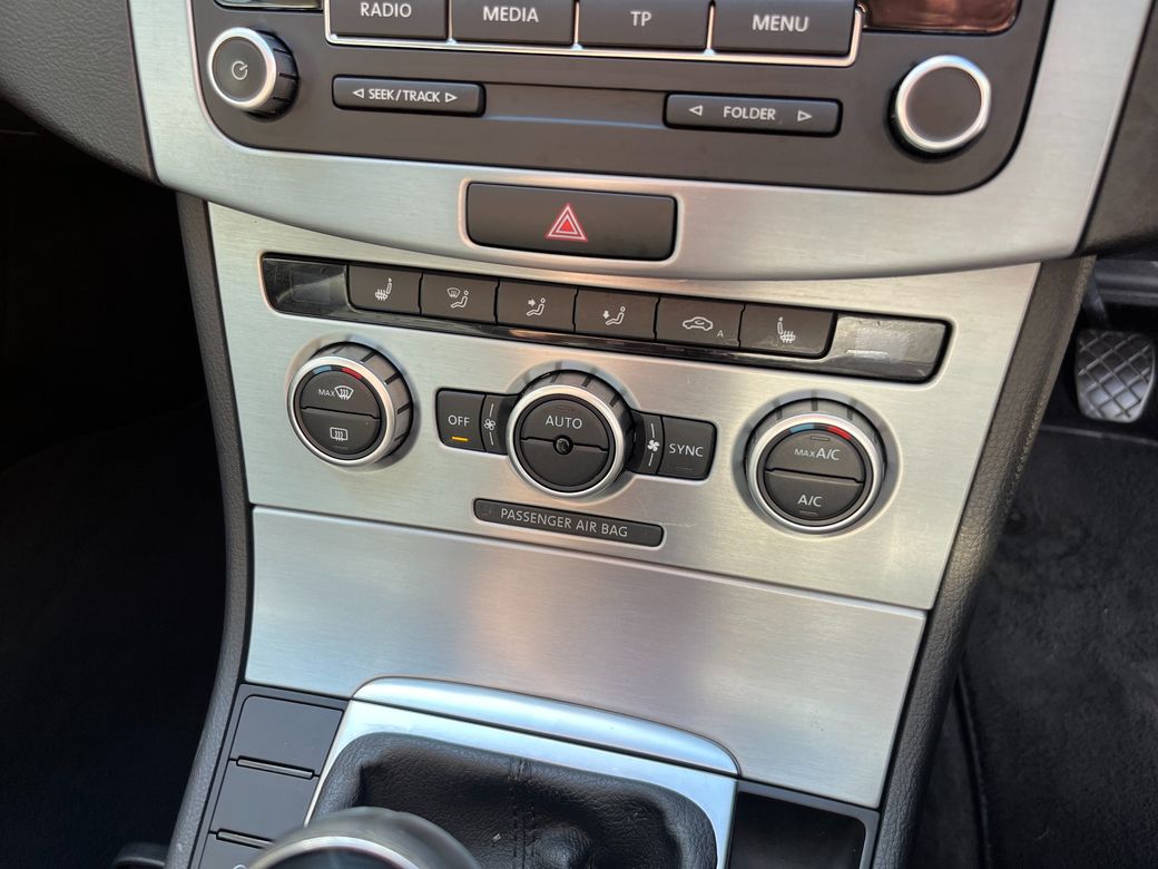 2014 Volkswagen Passat