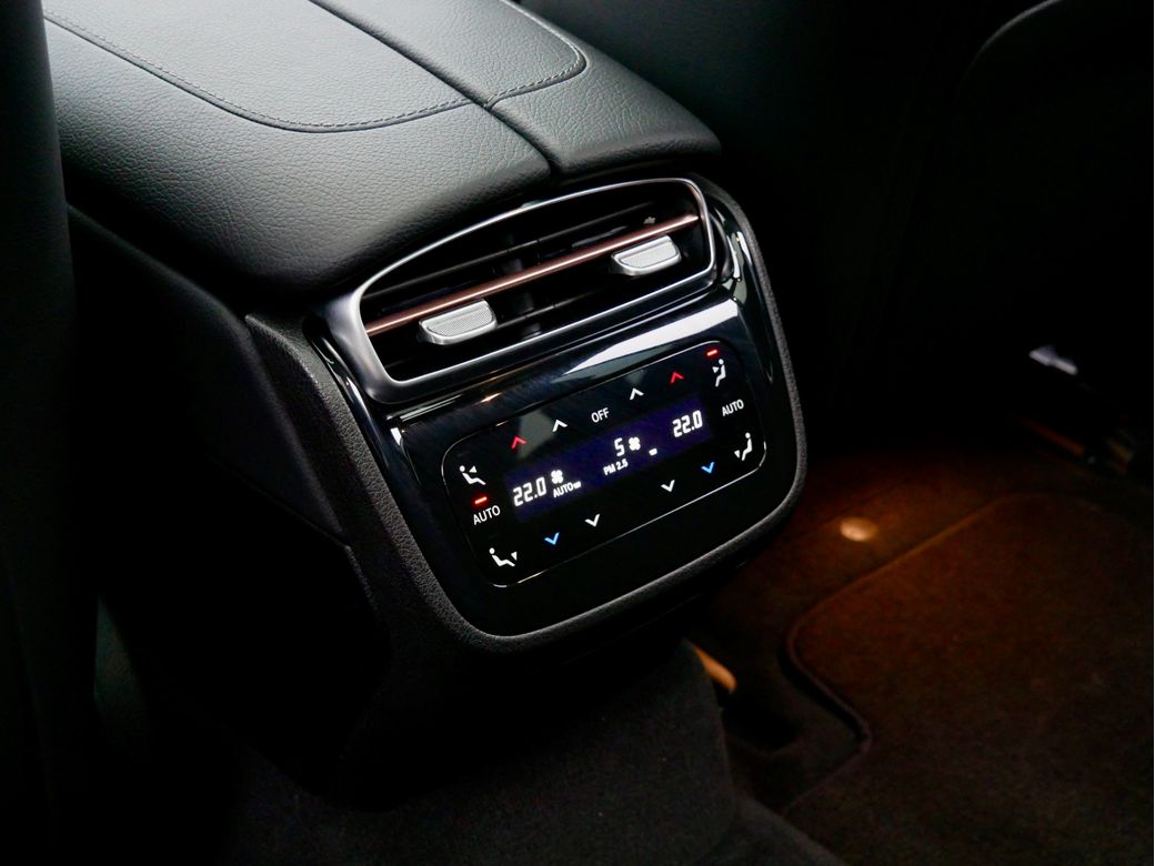 2024 Mercedes-Benz EQE