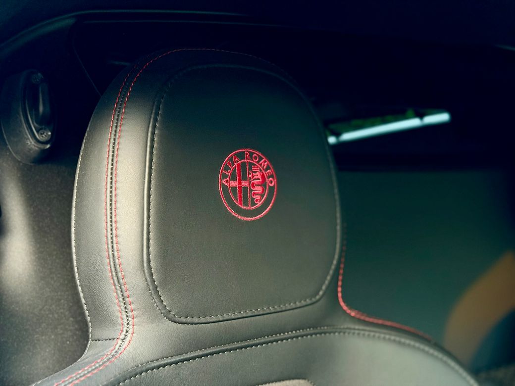 2016 Alfa Romeo 4C