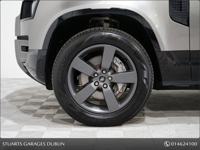 2025 Land Rover Defender