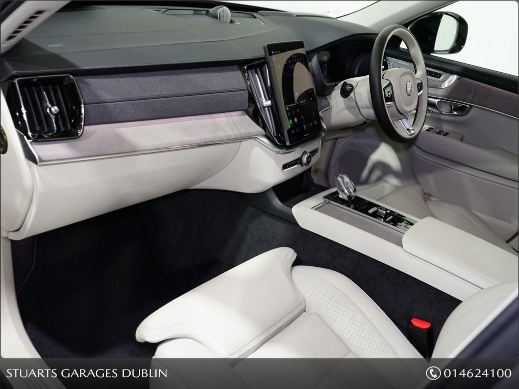 2025 Volvo XC90