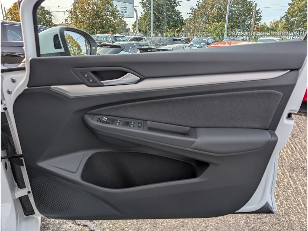 2024 Volkswagen Golf