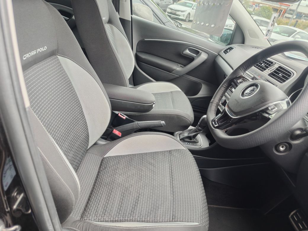 2017 Volkswagen Polo