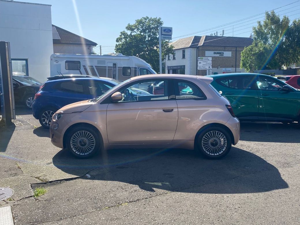 2025 Fiat 500