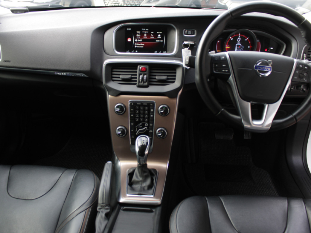 2016 Volvo V40 Cross Country