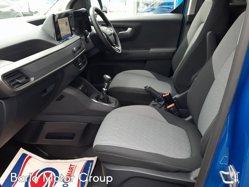 2025 Ford Courier