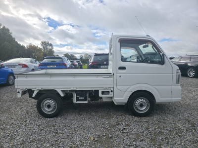 2017 Nissan Clipper