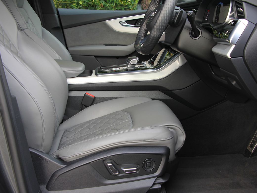 2020 Audi Q8