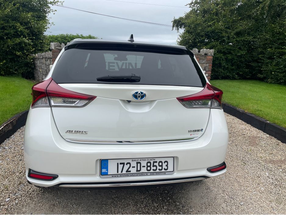 2017 Toyota Auris