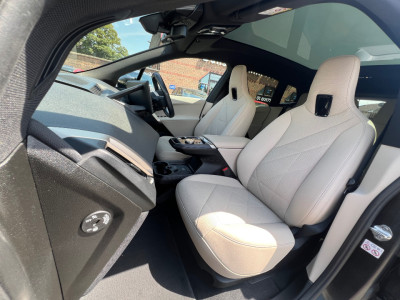 2023 BMW iX