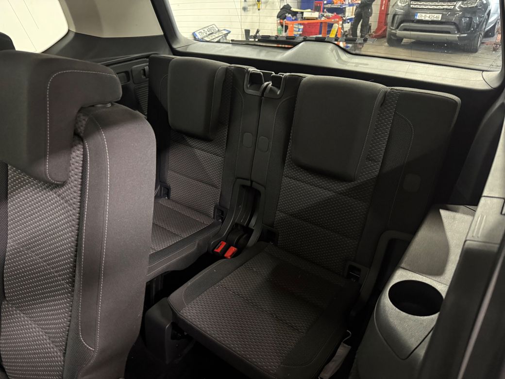 2017 Volkswagen Touran