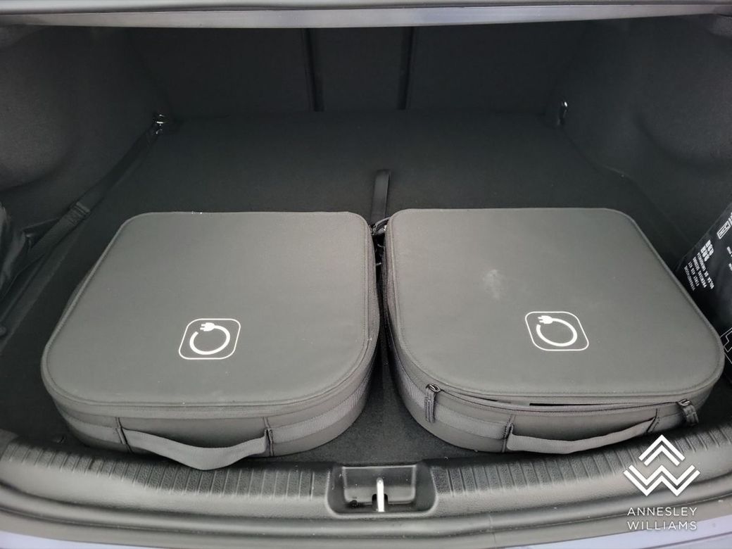 2025 Mercedes-Benz C Class