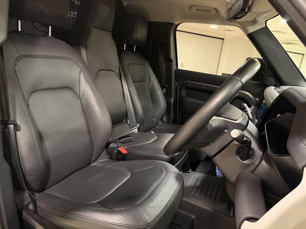 2023 Land Rover Defender