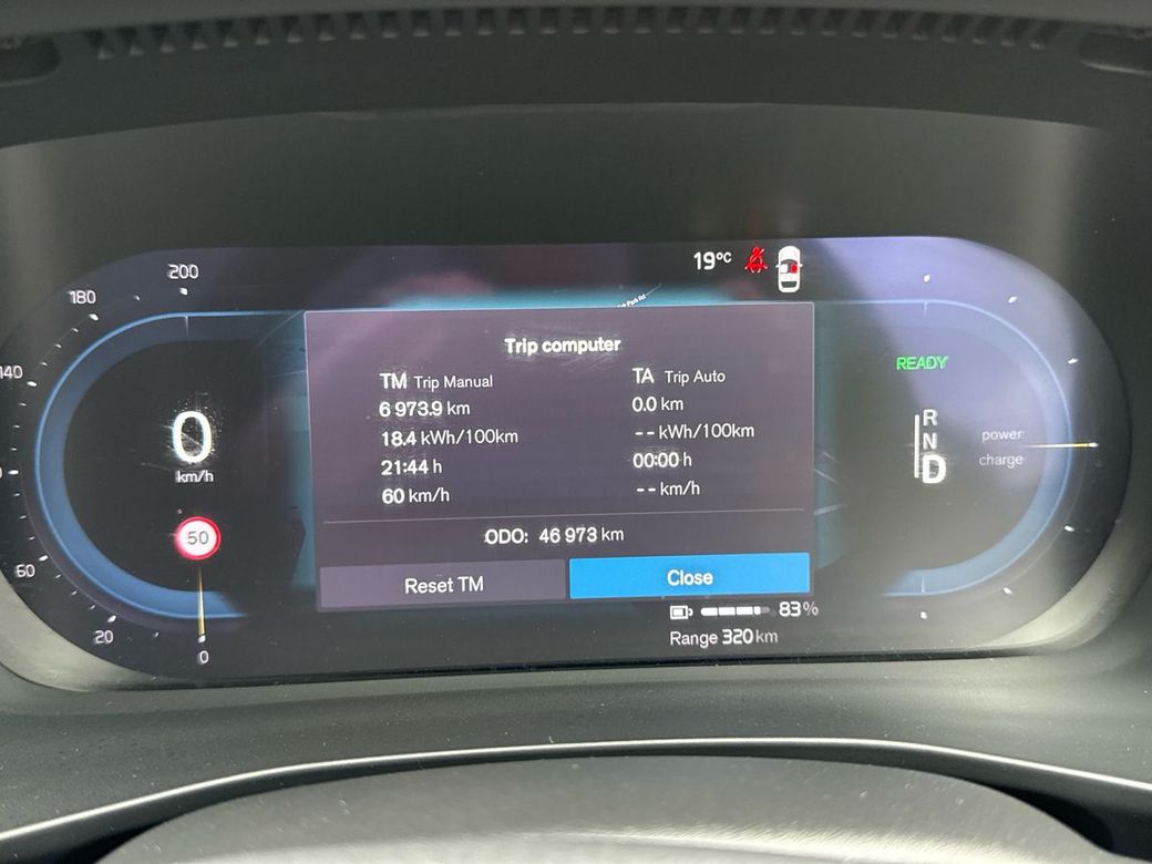 2023 Volvo XC40