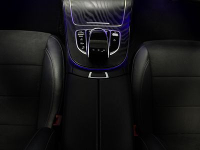 2020 Mercedes-Benz E 300