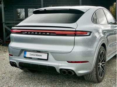 2024 Porsche Cayenne