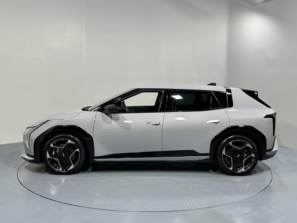 2027 Kia EV4