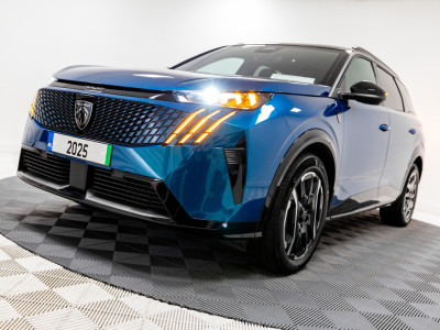 2025 Peugeot 5008