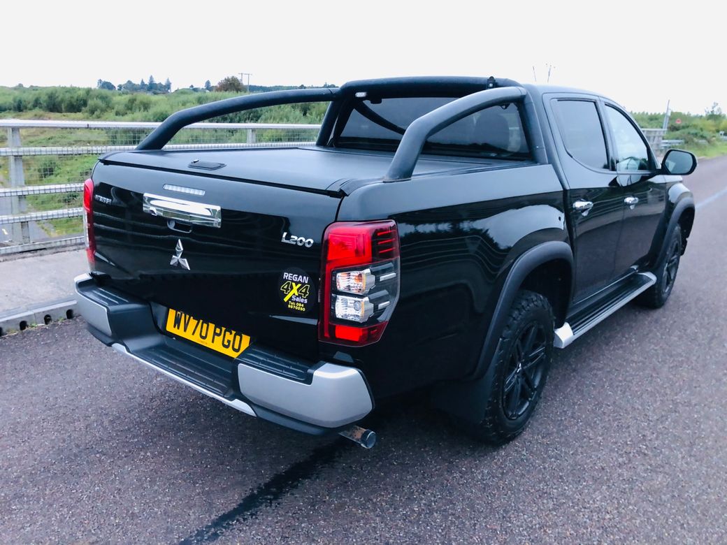 2021 Mitsubishi L200