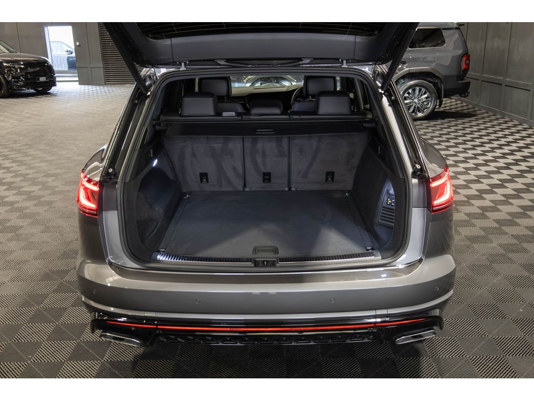 2025 Volkswagen Touareg