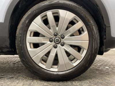 2026 Volvo EX40