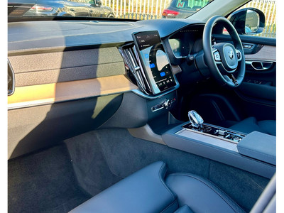 2025 Volvo XC90
