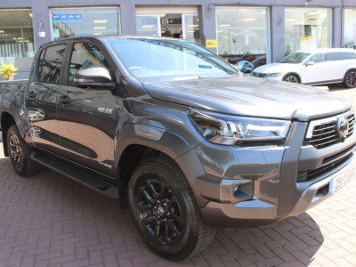 2025 Toyota Hilux