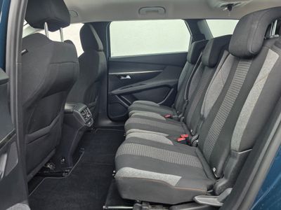 2021 Peugeot 5008