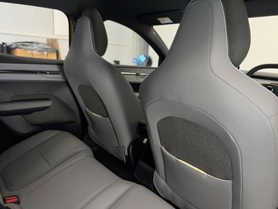 2025 Volvo EX30